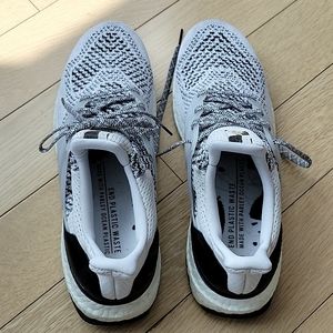 Adidas UltraBoost Men's 10.5
